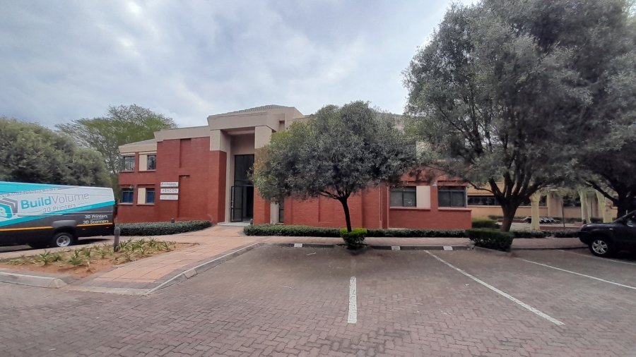 To Let Commercial Property for Rent in Faerie Glen Gauteng