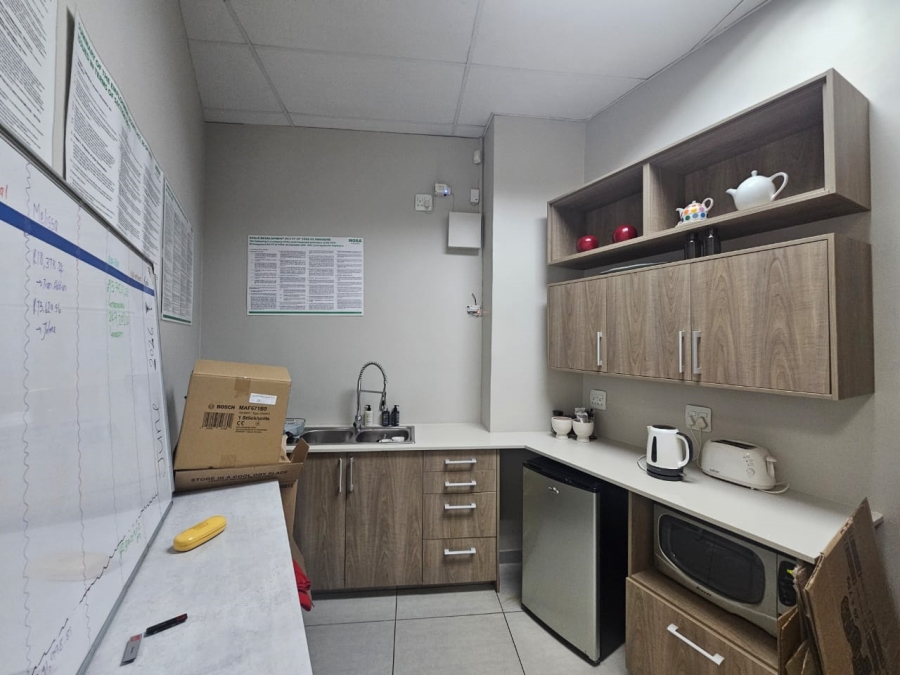 To Let Commercial Property for Rent in Waterkloof Gauteng