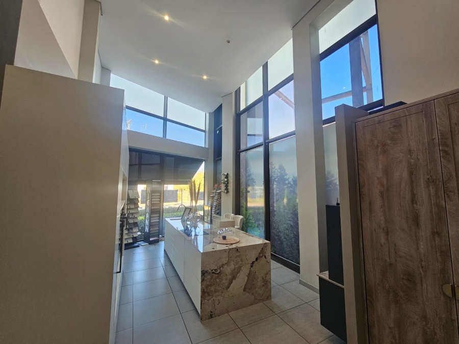 To Let Commercial Property for Rent in Waterkloof Gauteng