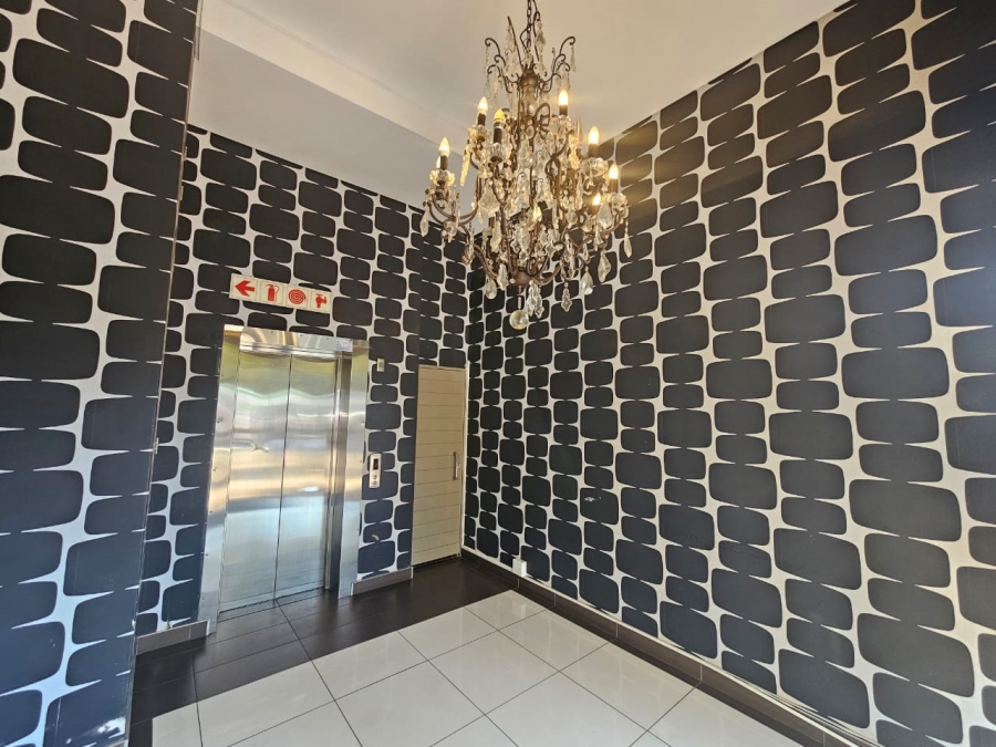 To Let Commercial Property for Rent in Waterkloof Gauteng