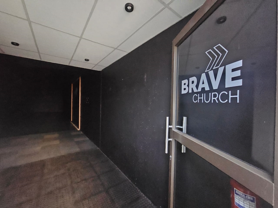To Let Commercial Property for Rent in Waterkloof Gauteng