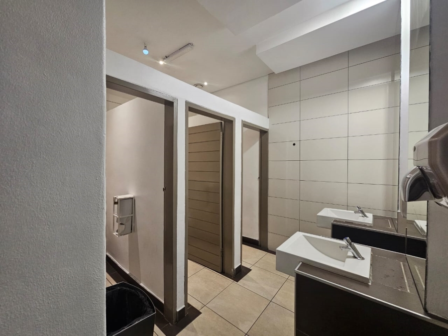 To Let Commercial Property for Rent in Waterkloof Gauteng