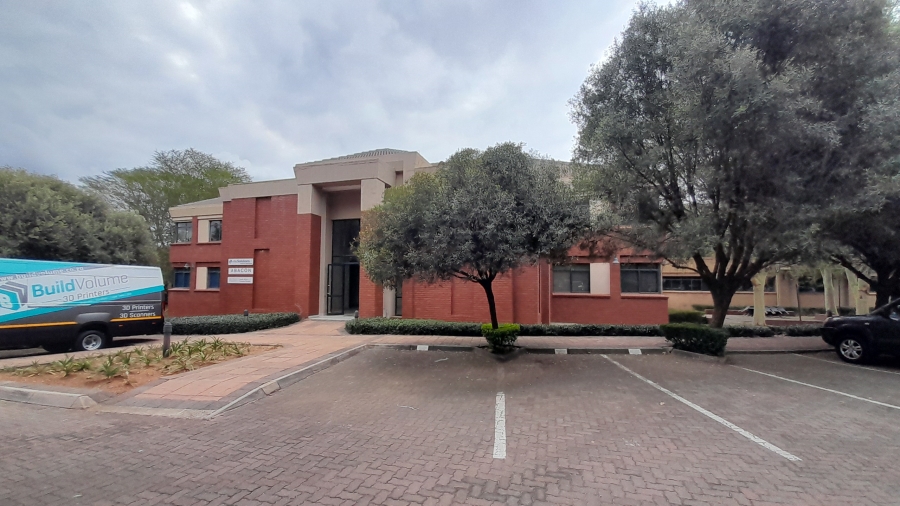 To Let Commercial Property for Rent in Faerie Glen Gauteng
