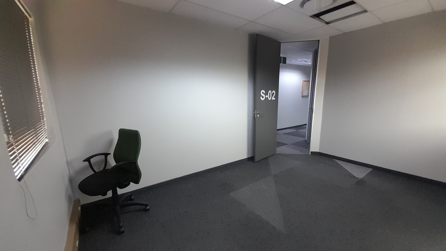 To Let Commercial Property for Rent in Faerie Glen Gauteng