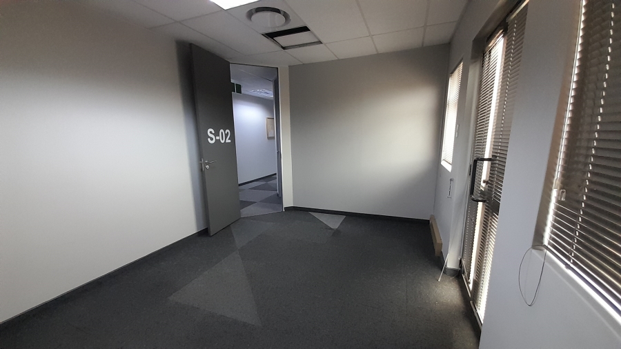 To Let Commercial Property for Rent in Faerie Glen Gauteng
