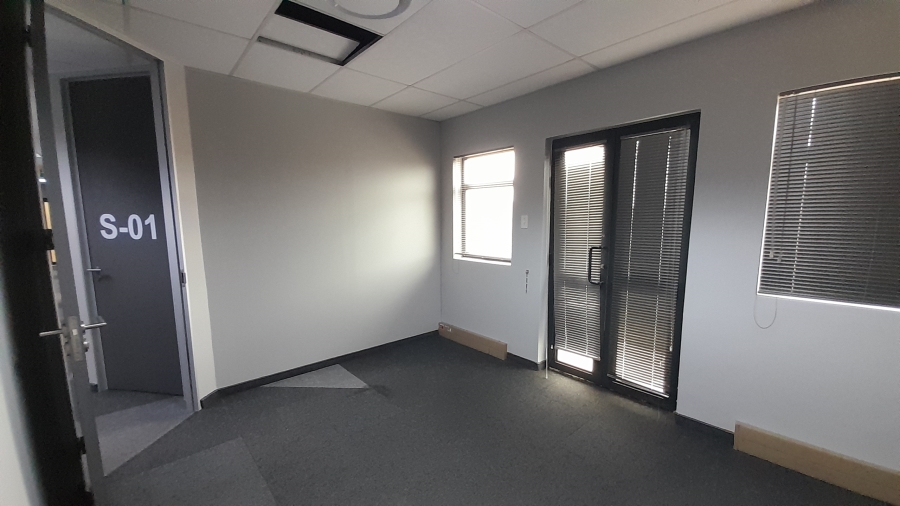 To Let Commercial Property for Rent in Faerie Glen Gauteng