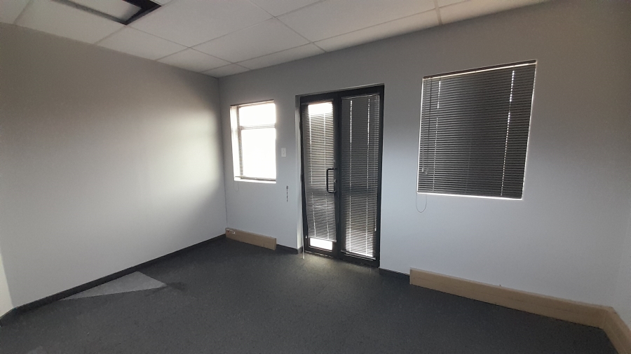 To Let Commercial Property for Rent in Faerie Glen Gauteng