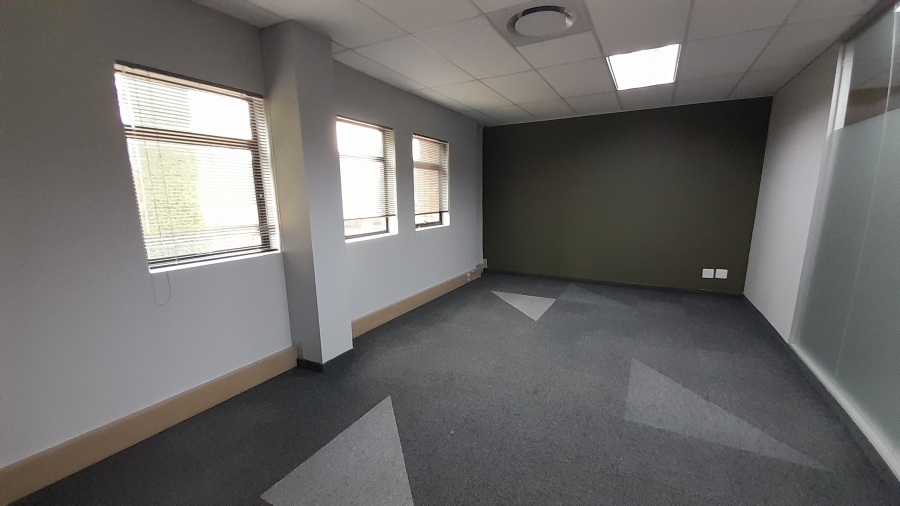 To Let Commercial Property for Rent in Faerie Glen Gauteng