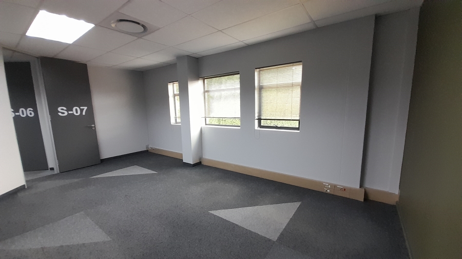 To Let Commercial Property for Rent in Faerie Glen Gauteng