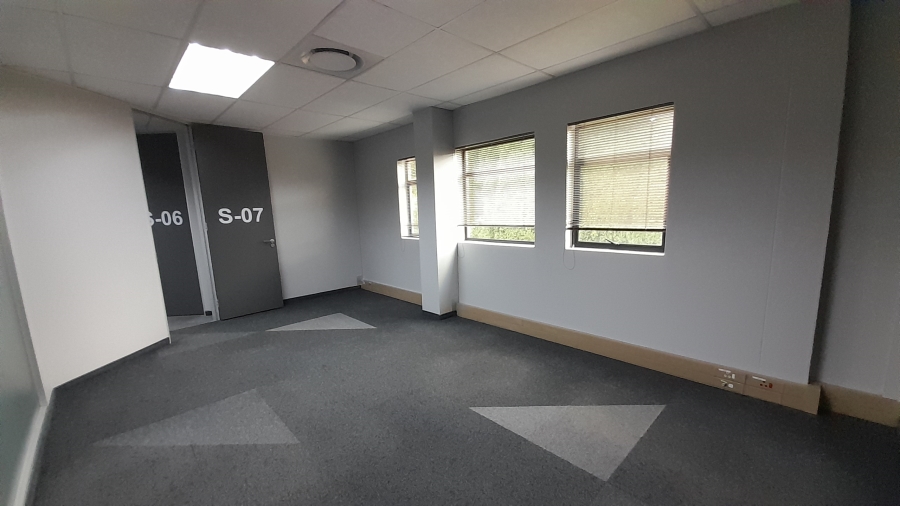 To Let Commercial Property for Rent in Faerie Glen Gauteng