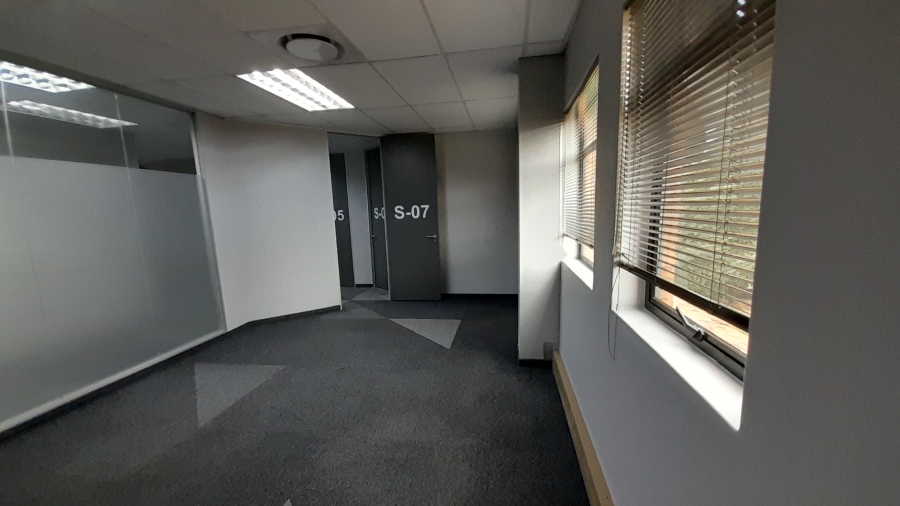 To Let Commercial Property for Rent in Faerie Glen Gauteng