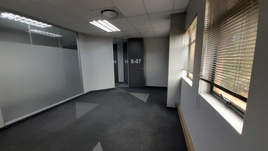 To Let Commercial Property for Rent in Faerie Glen Gauteng