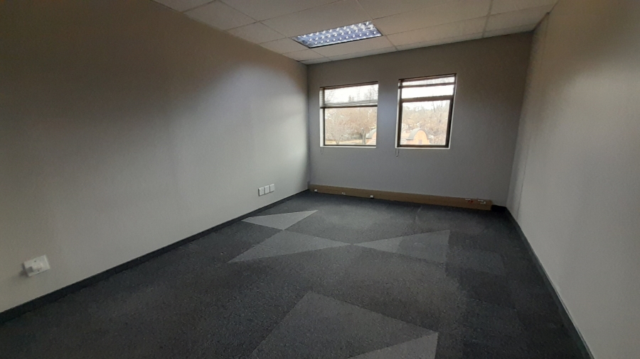 To Let Commercial Property for Rent in Faerie Glen Gauteng