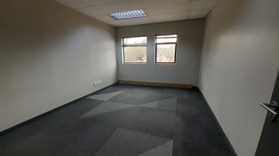 To Let Commercial Property for Rent in Faerie Glen Gauteng