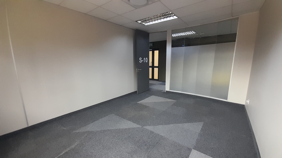 To Let Commercial Property for Rent in Faerie Glen Gauteng