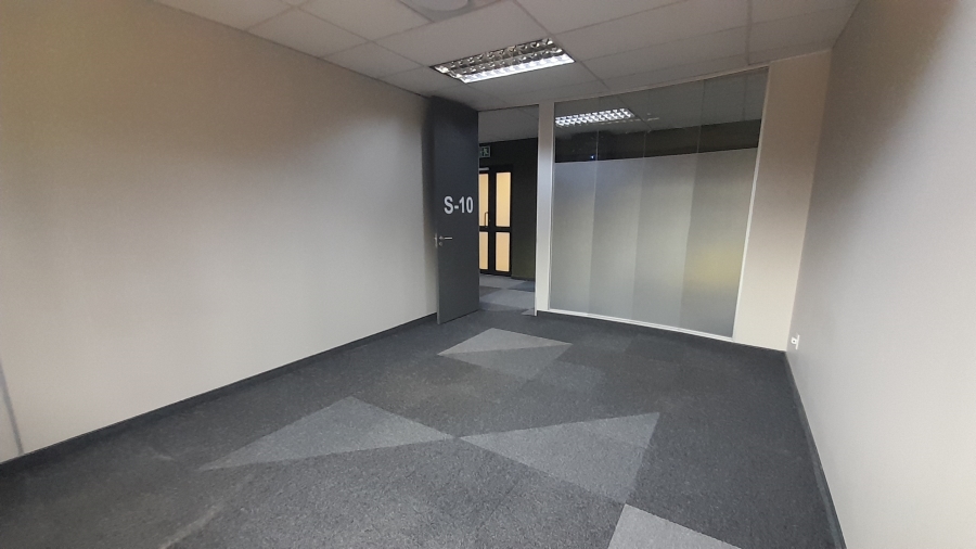 To Let Commercial Property for Rent in Faerie Glen Gauteng