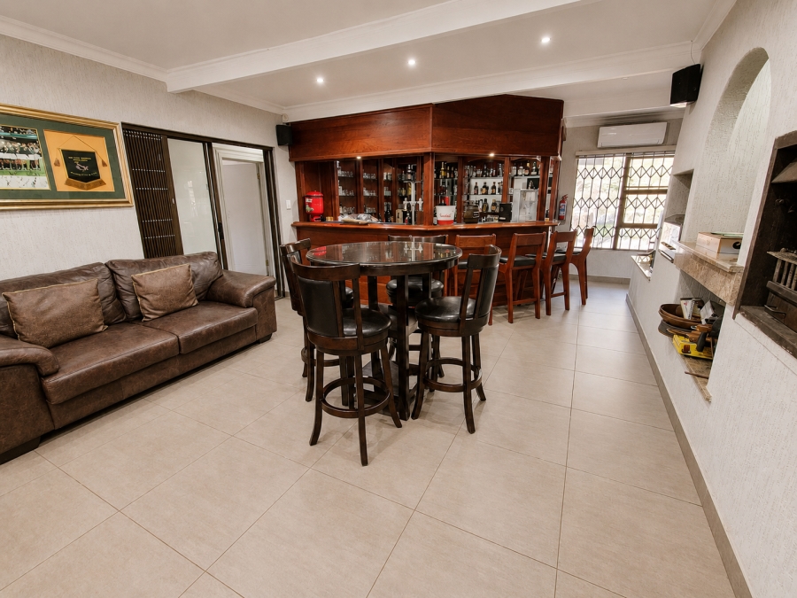 8 Bedroom Property for Sale in Mantevrede Gauteng