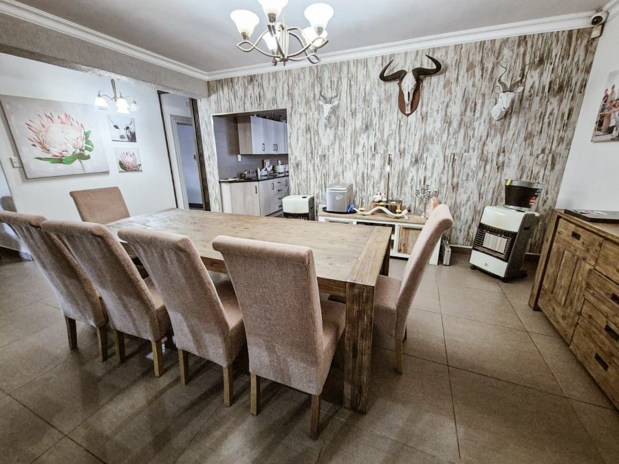 8 Bedroom Property for Sale in Mantevrede Gauteng