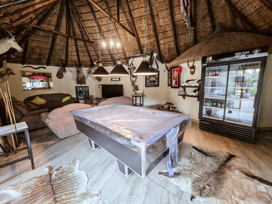 8 Bedroom Property for Sale in Mantevrede Gauteng