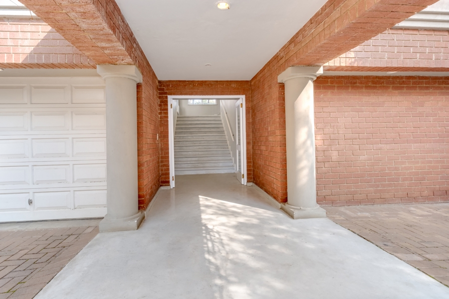 4 Bedroom Property for Sale in Dainfern Golf Estate Gauteng