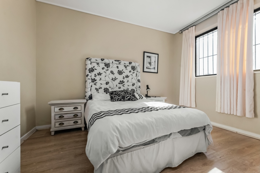 To Let 4 Bedroom Property for Rent in Sandown Gauteng