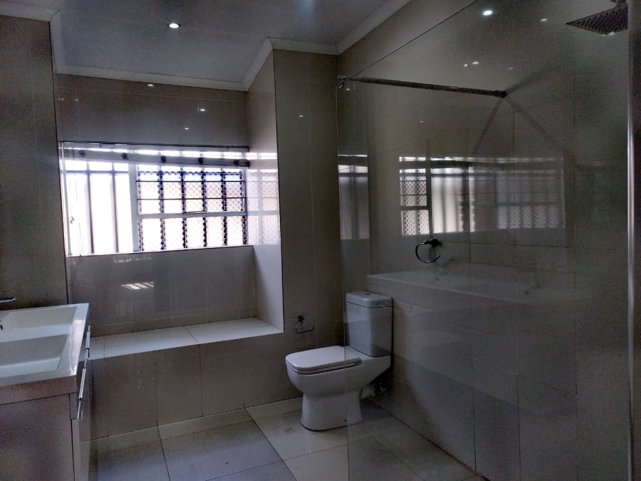 3 Bedroom Property for Sale in Brackendowns Gauteng