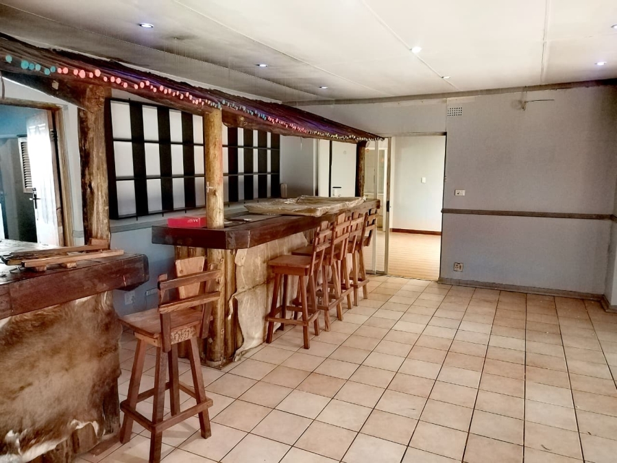3 Bedroom Property for Sale in Brackendowns Gauteng