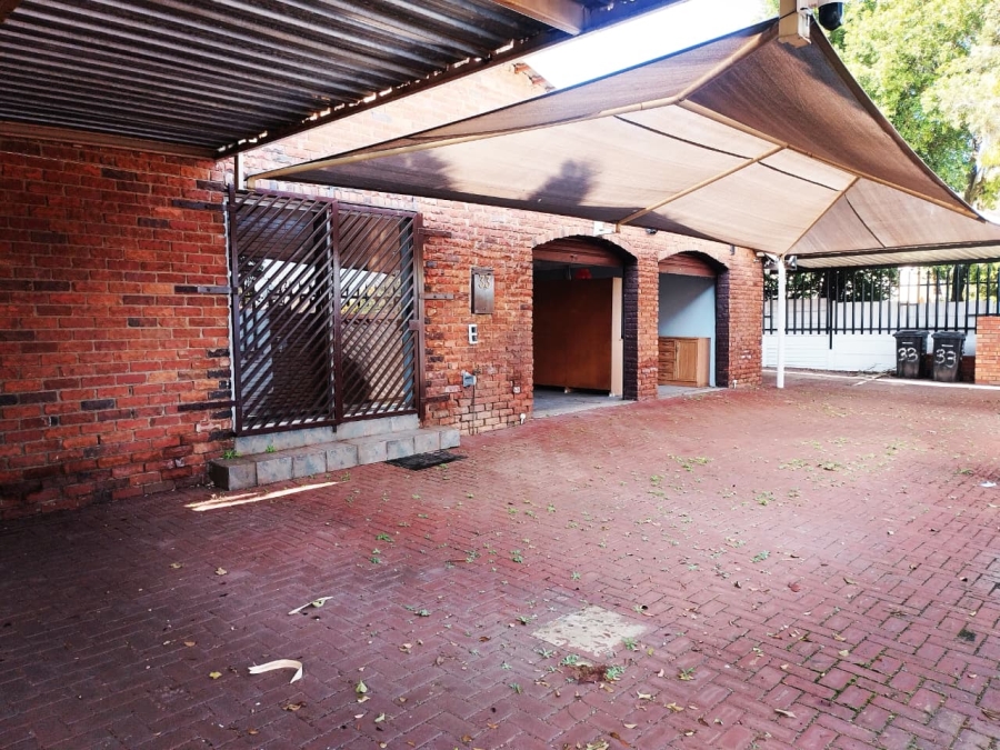 3 Bedroom Property for Sale in Brackendowns Gauteng