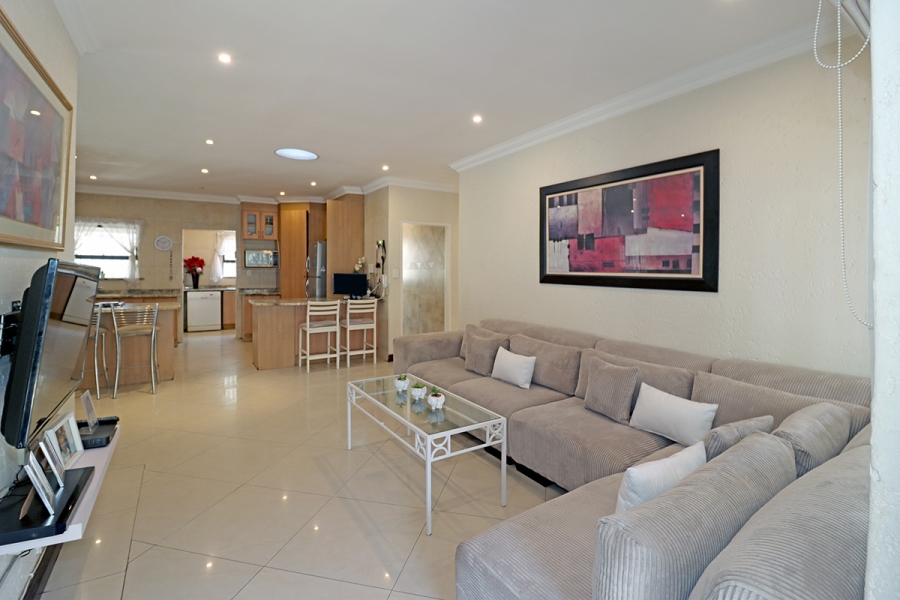 3 Bedroom Property for Sale in Glenhazel Gauteng