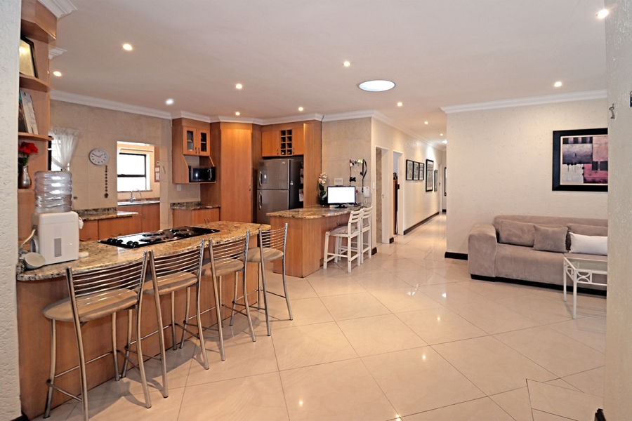3 Bedroom Property for Sale in Glenhazel Gauteng