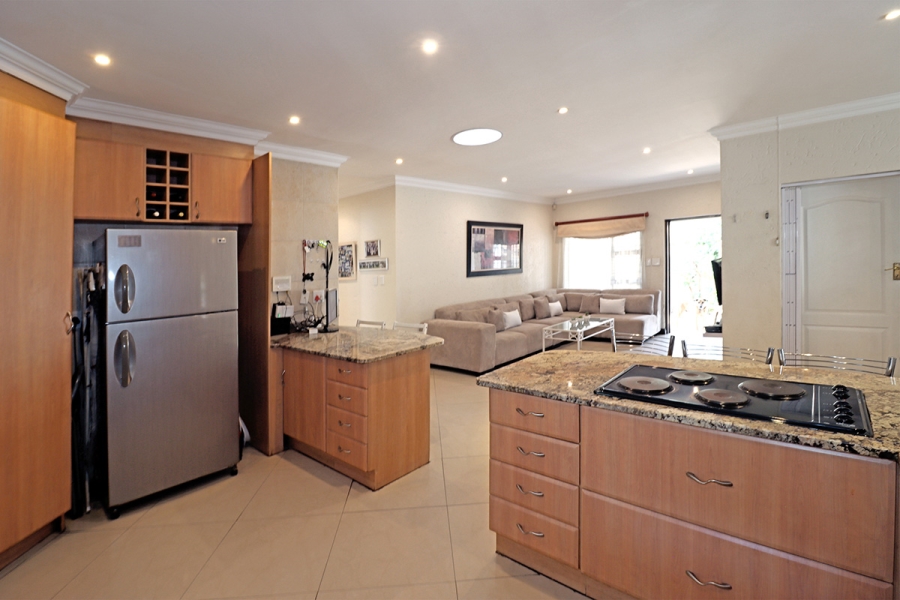 3 Bedroom Property for Sale in Glenhazel Gauteng