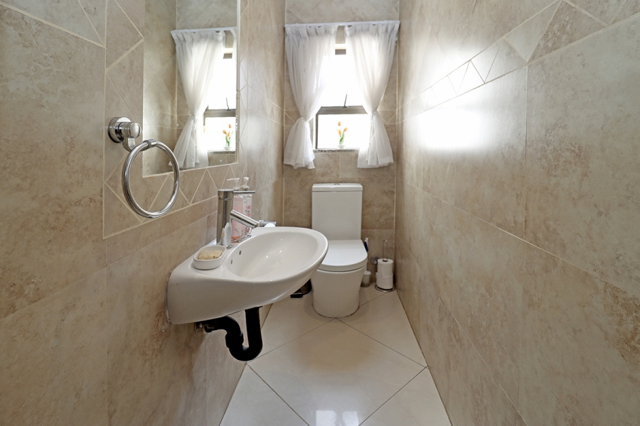 3 Bedroom Property for Sale in Glenhazel Gauteng