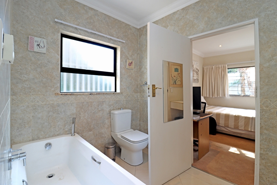 3 Bedroom Property for Sale in Glenhazel Gauteng