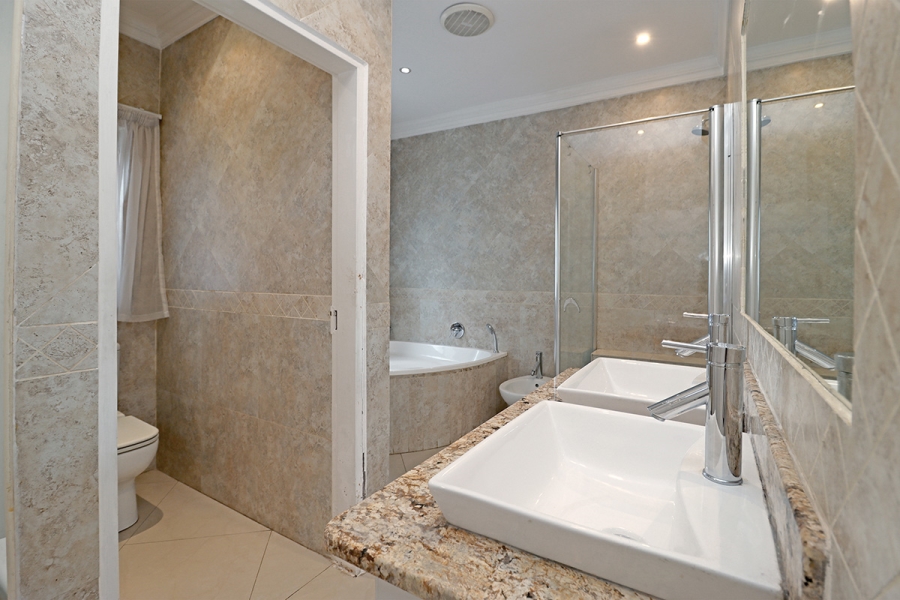 3 Bedroom Property for Sale in Glenhazel Gauteng