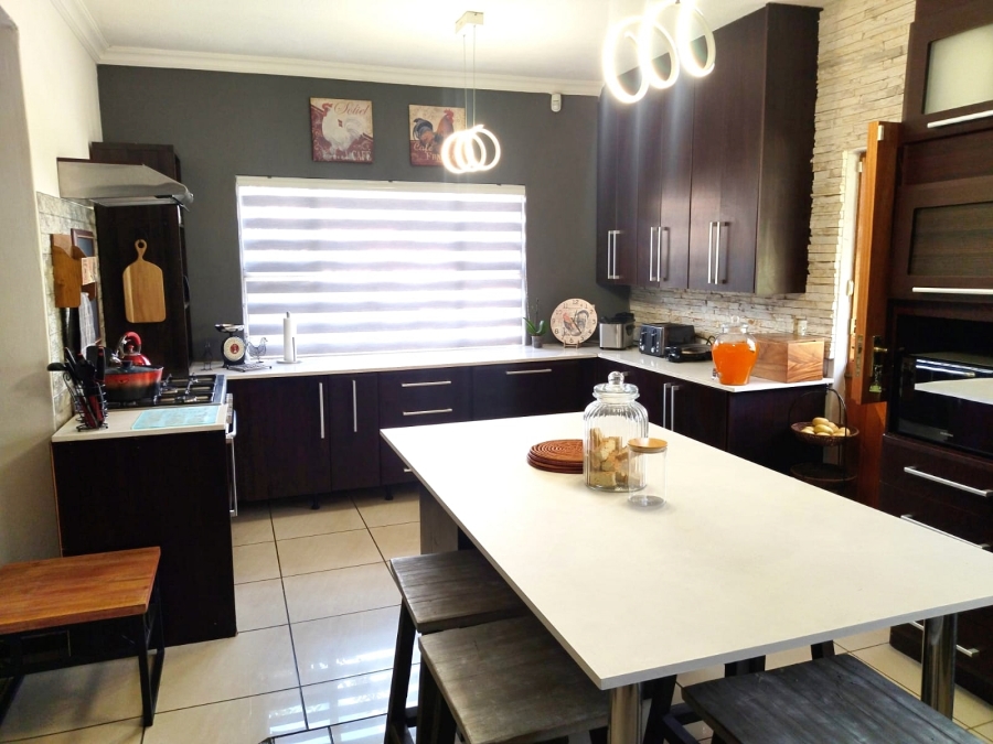 4 Bedroom Property for Sale in Risiville Gauteng