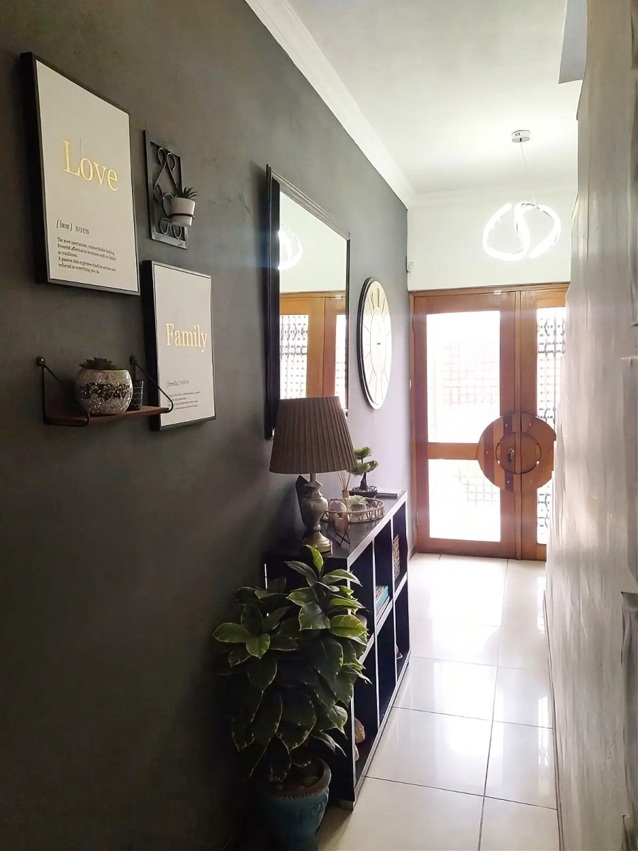 4 Bedroom Property for Sale in Risiville Gauteng