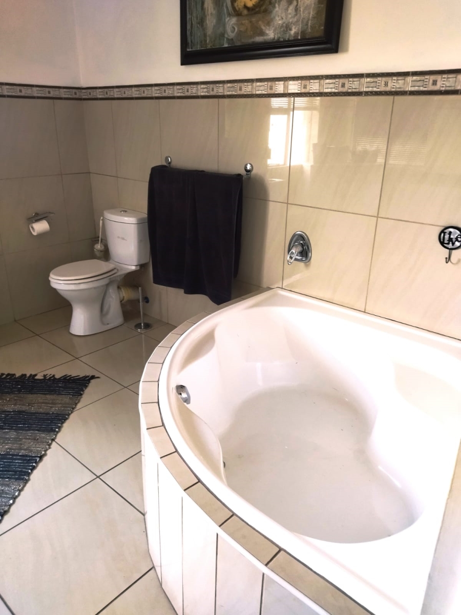 4 Bedroom Property for Sale in Risiville Gauteng