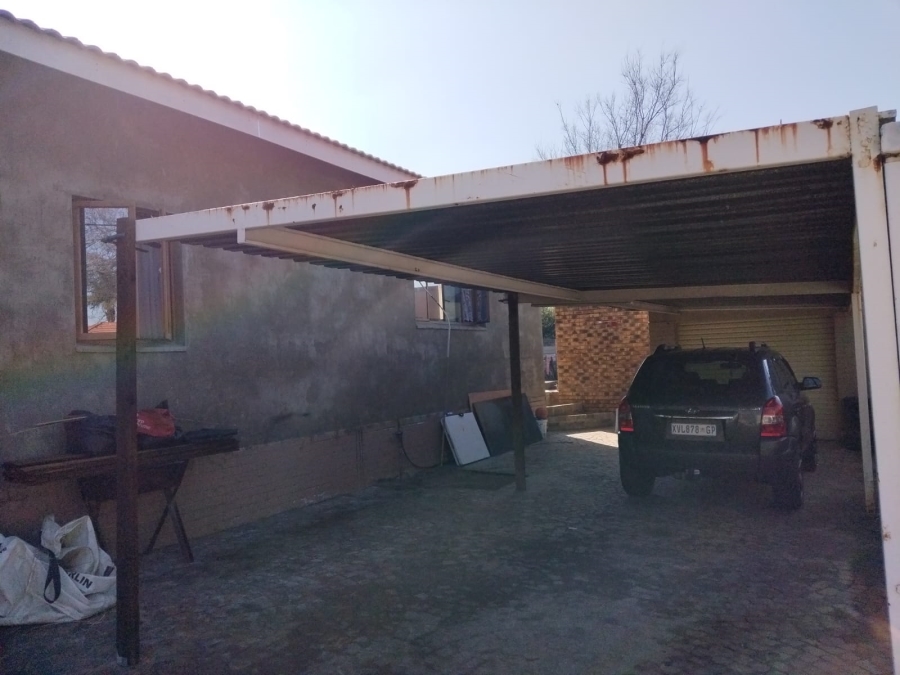 4 Bedroom Property for Sale in Airfield Gauteng