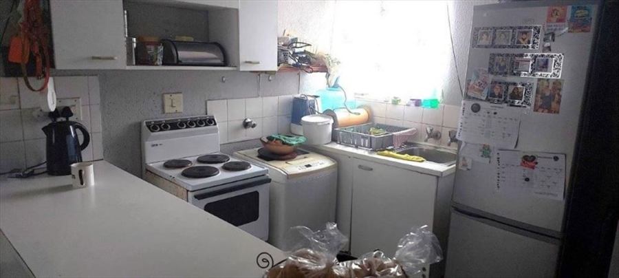 2 Bedroom Property for Sale in Glen Marais Gauteng