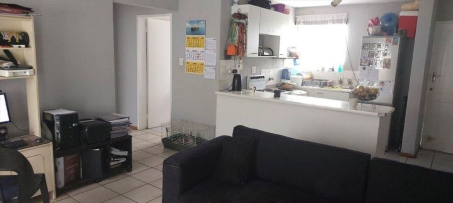 2 Bedroom Property for Sale in Glen Marais Gauteng