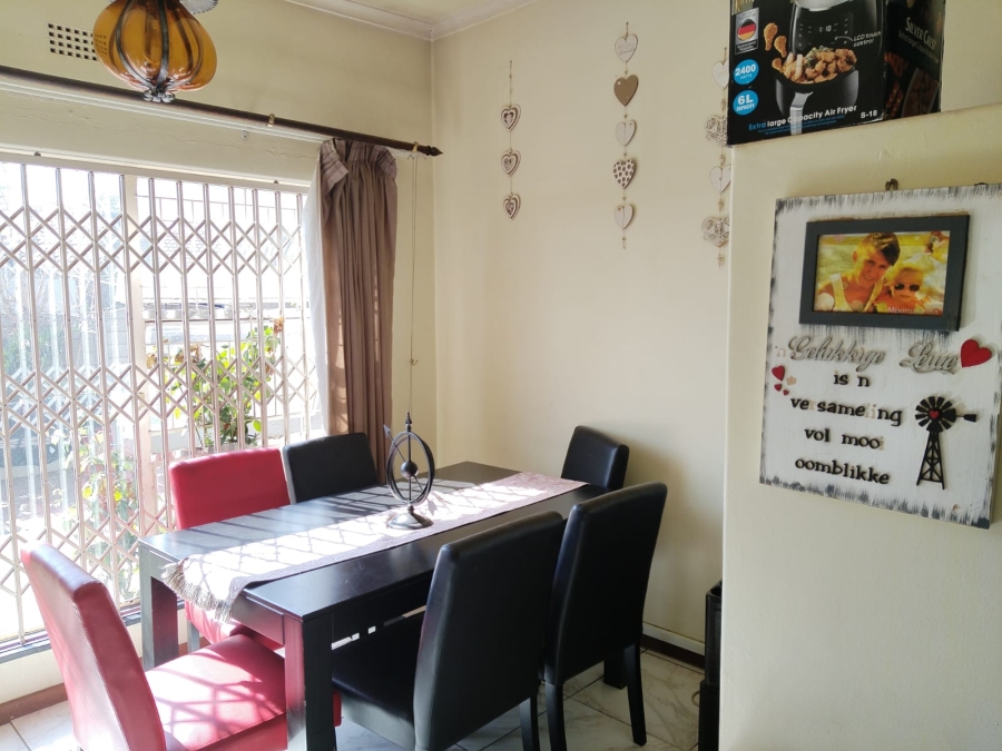 4 Bedroom Property for Sale in Bonaero Park Gauteng