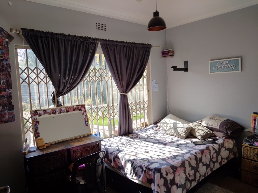 4 Bedroom Property for Sale in Bonaero Park Gauteng