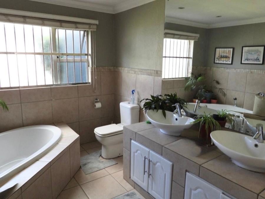 4 Bedroom Property for Sale in Sandown Gauteng