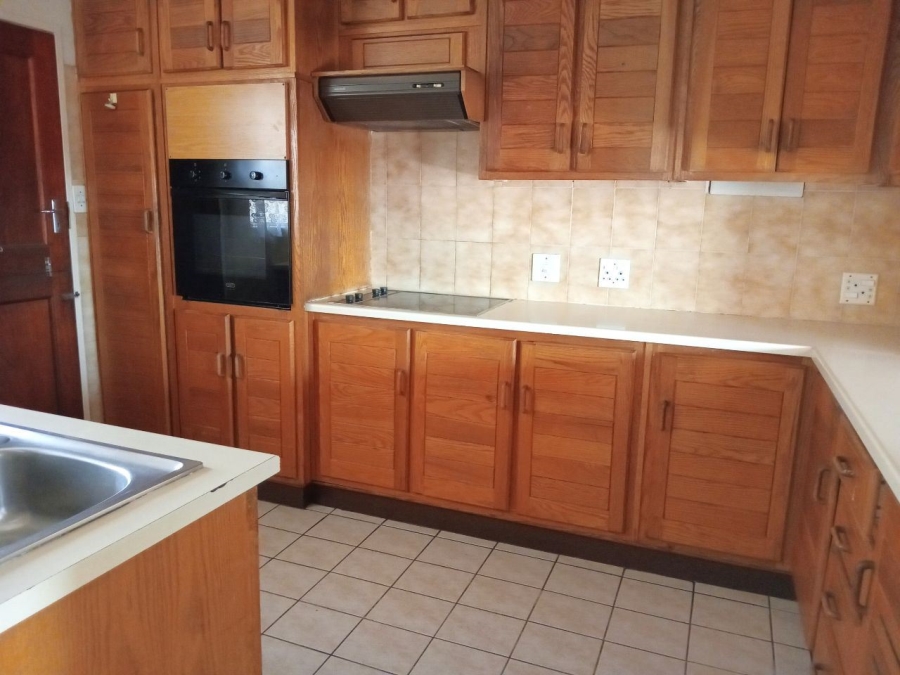 2 Bedroom Property for Sale in Terenure Gauteng