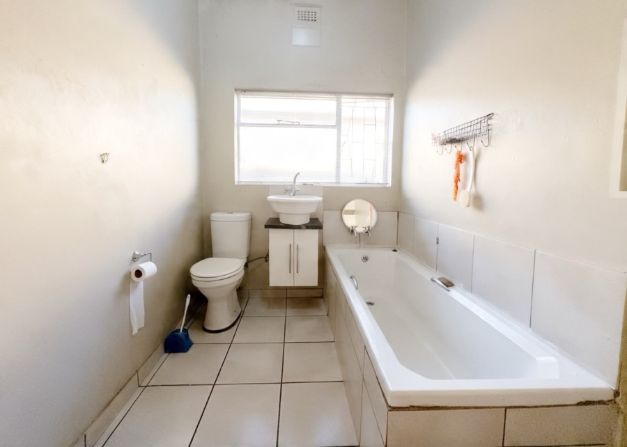 3 Bedroom Property for Sale in Brakpan Central Gauteng