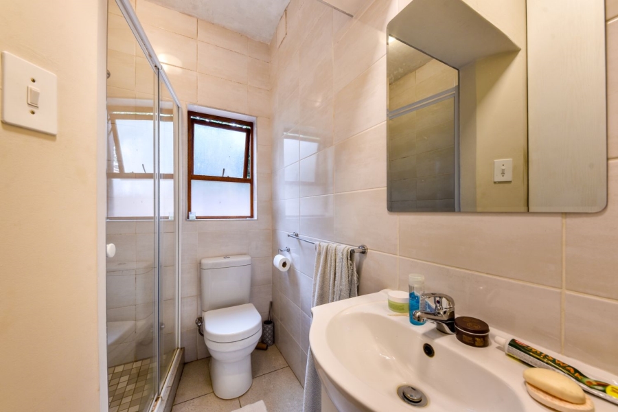 6 Bedroom Property for Sale in Muckleneuk Gauteng