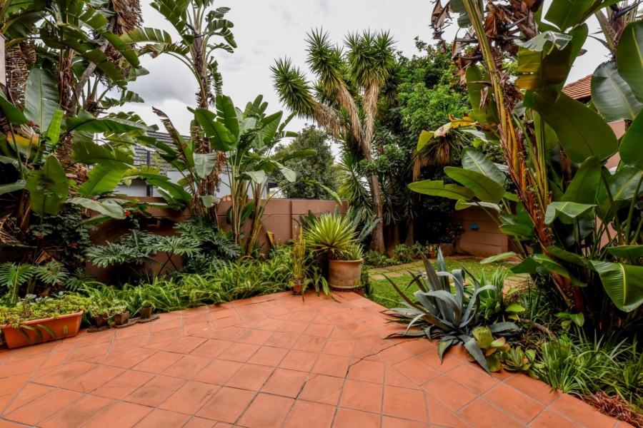 6 Bedroom Property for Sale in Muckleneuk Gauteng