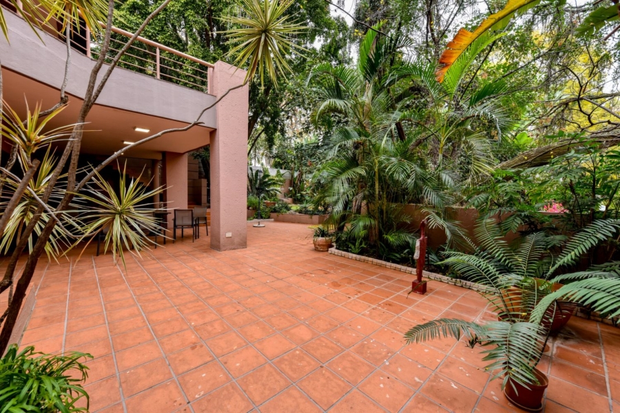6 Bedroom Property for Sale in Muckleneuk Gauteng