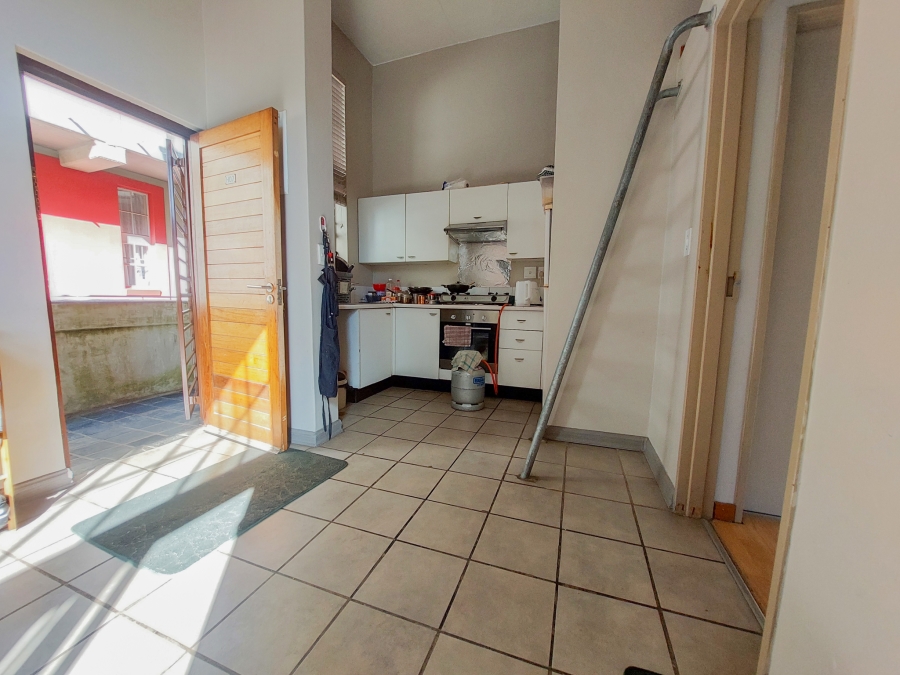 To Let 1 Bedroom Property for Rent in Houghton Estate Gauteng