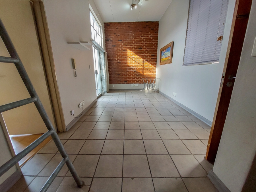 1 Bedroom Property for Sale in Houghton Estate Gauteng
